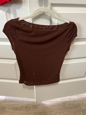 Women’s cropped mesh top